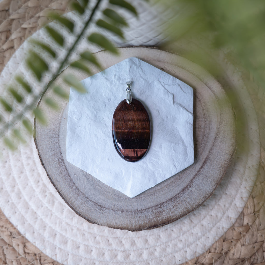 Pendentifs Œil de Taureau – Pierre naturelle force et protection