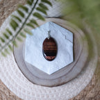 Pendentifs Œil de Taureau – Pierre naturelle force et protection