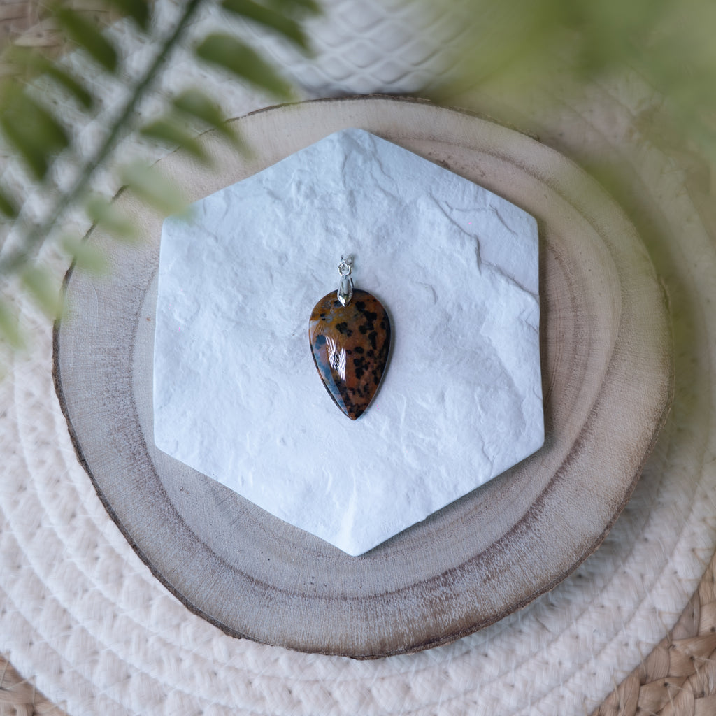 Pendentif Agate Cheetah – Pierre naturelle énergie et confiance
