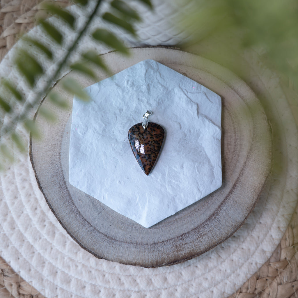 Pendentif Agate Cheetah – Pierre naturelle énergie et confiance