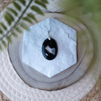 Pendentif Agate Druzy Noire – Pierre naturelle protection et élégance