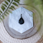 Pendentif Agate Druzy Noire – Pierre naturelle protection et élégance