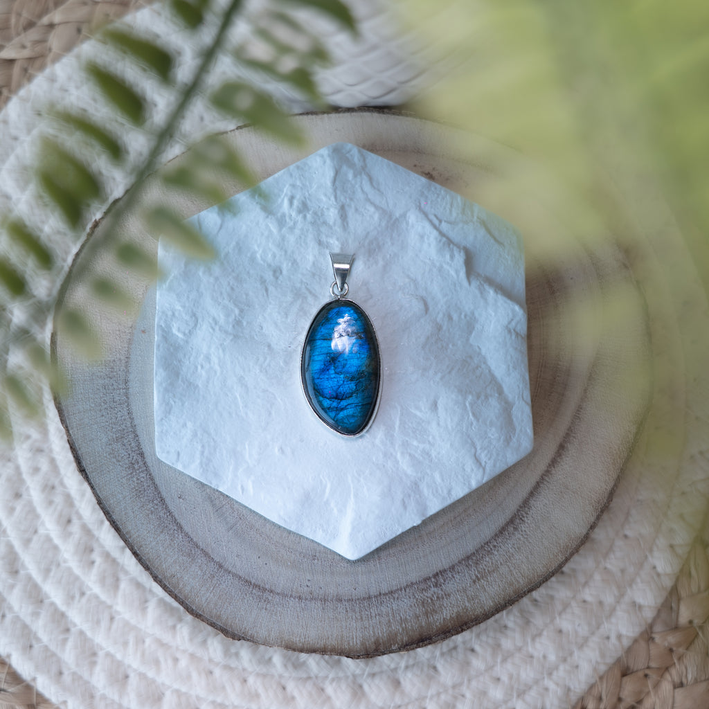 Pendentifs Labradorite – Pierre naturelle protection et énergie