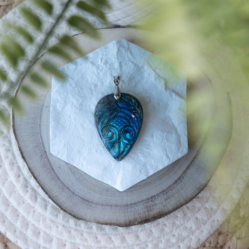 Pendentifs Labradorite – Pierre naturelle protection et énergie