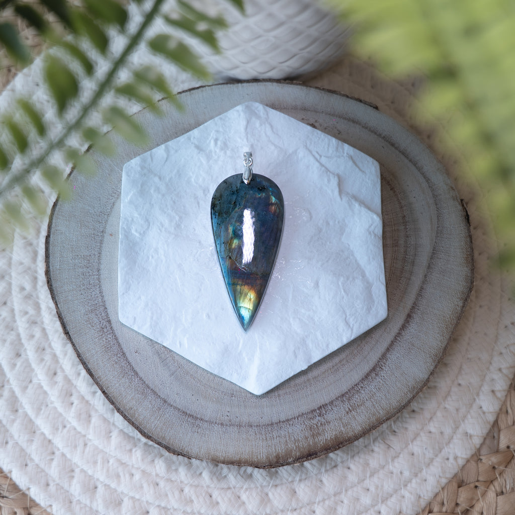 Pendentifs Labradorite – Pierre naturelle protection et énergie