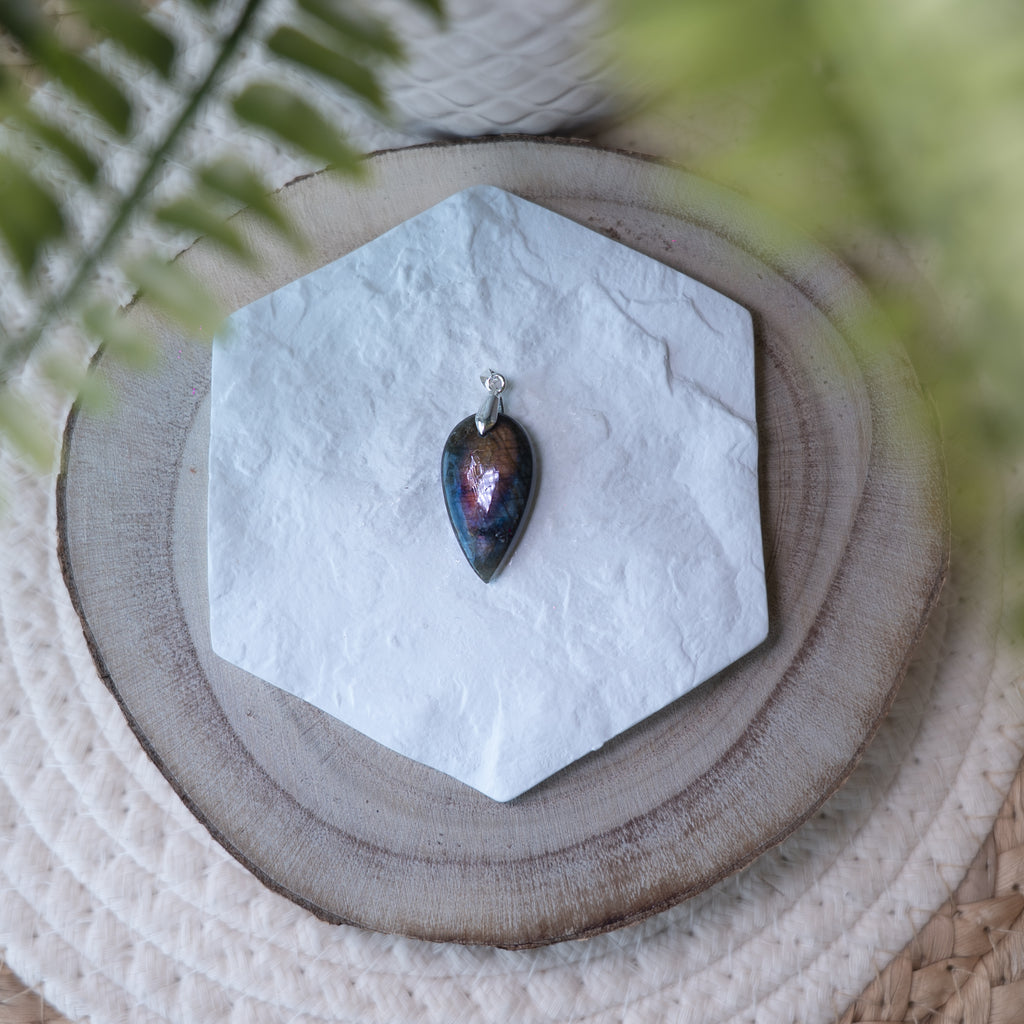 Pendentifs Labradorite – Pierre naturelle protection et énergie