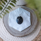 Pendentifs Pierre de Lune – Pierre naturelle intuition et féminité