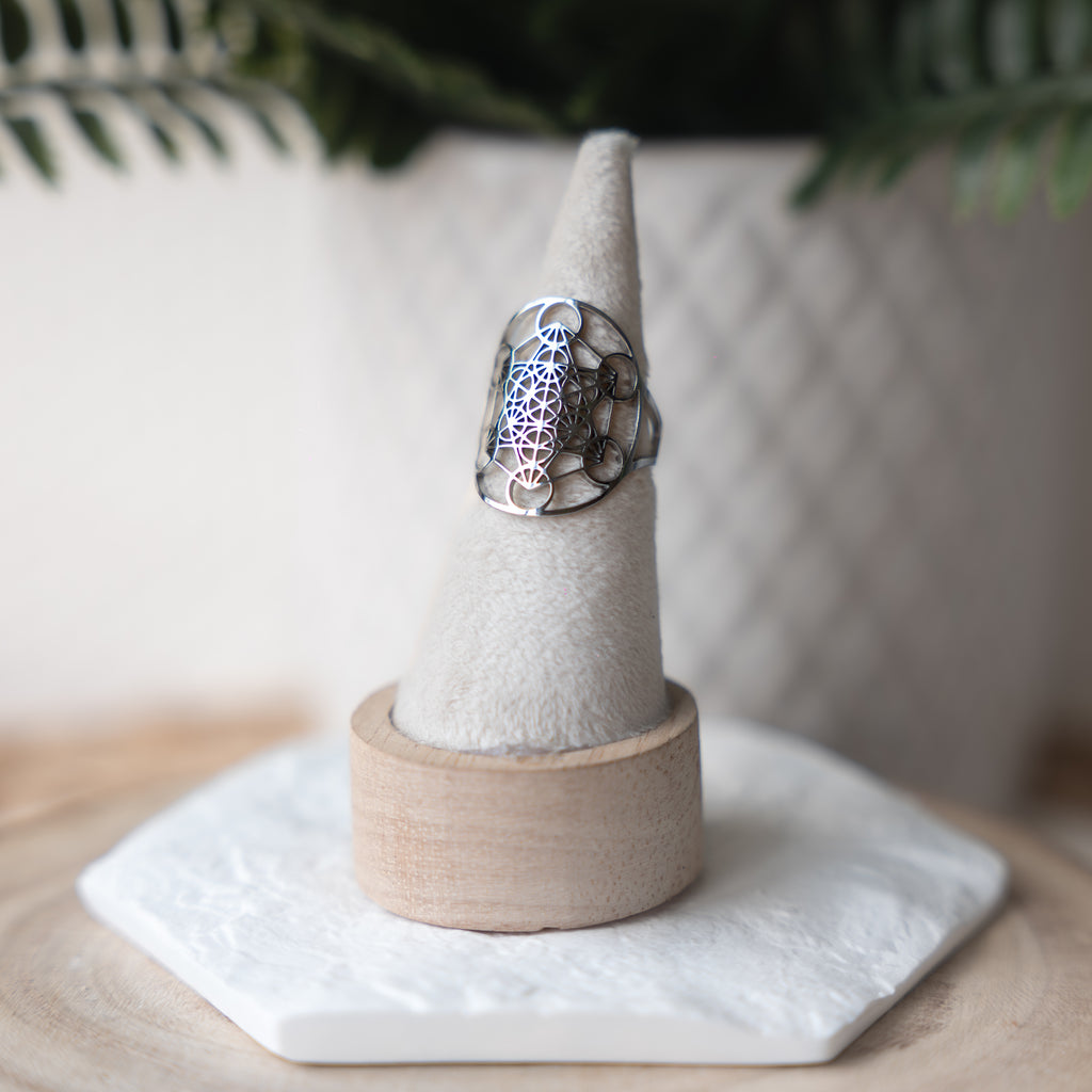 Bijoux Talisman en Géométrie Sacrée – Laiton, Bronze & Acier Inoxydable | Symboles Spirituels