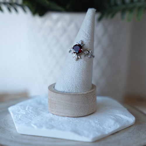 Bague fine en argent 925 & pierre naturelle facettée – Élégance délicate