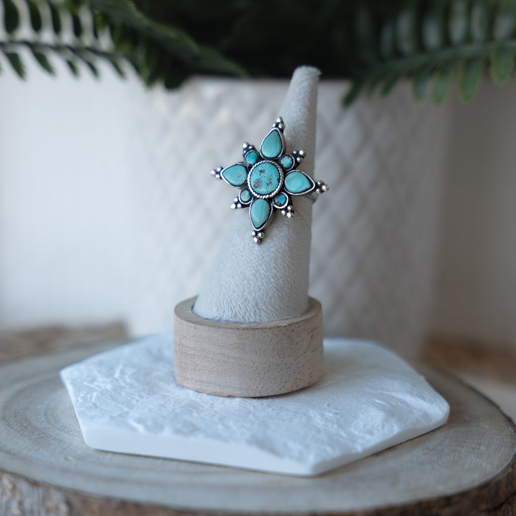 Bague népalaise en argent 925 – Bijou artisanal traditionnel