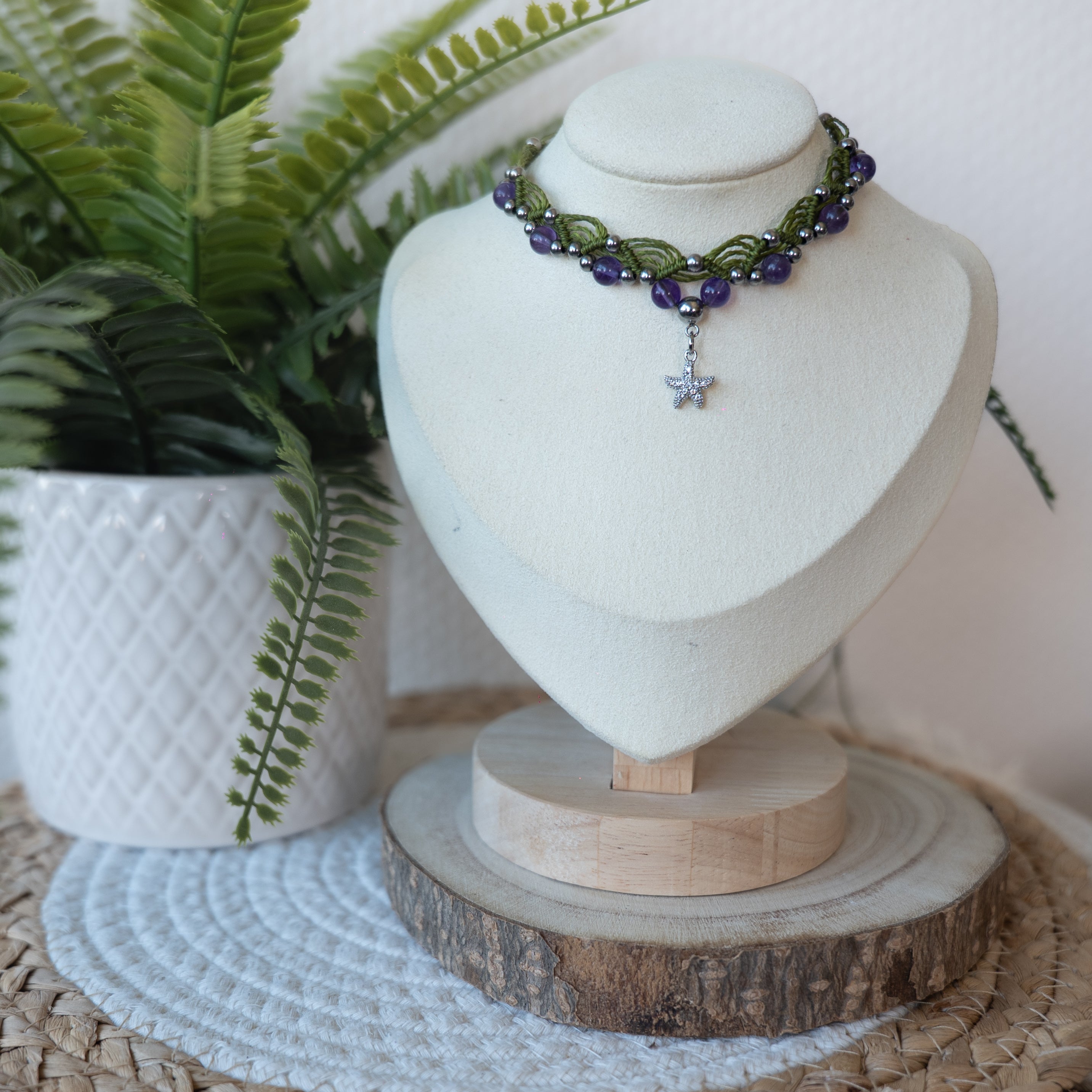 Collier en micro macramé fait main – Bijou artisanal bohème ajustable | Les Créas d’Andy