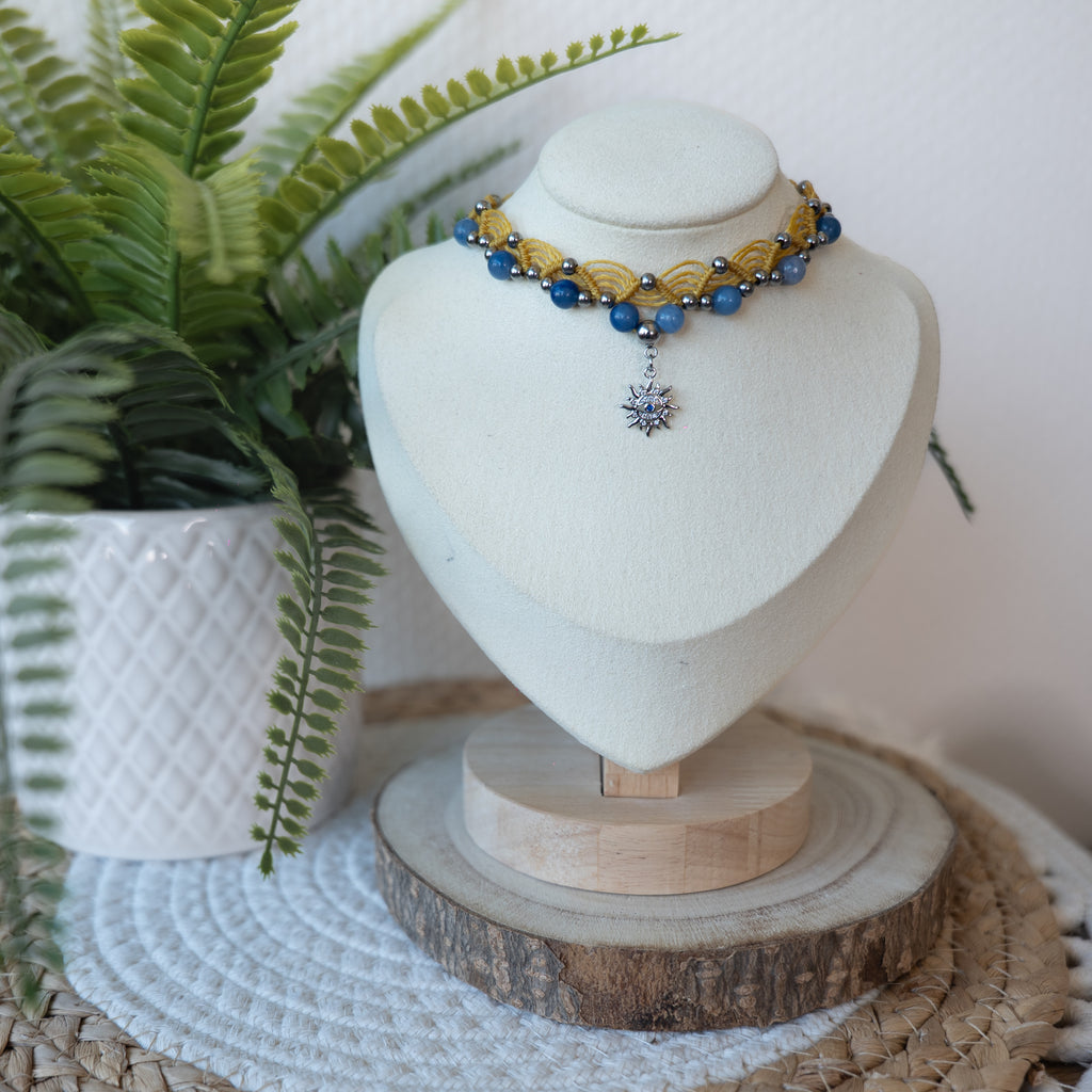 Collier en micro macramé fait main – Bijou artisanal bohème ajustable | Les Créas d’Andy