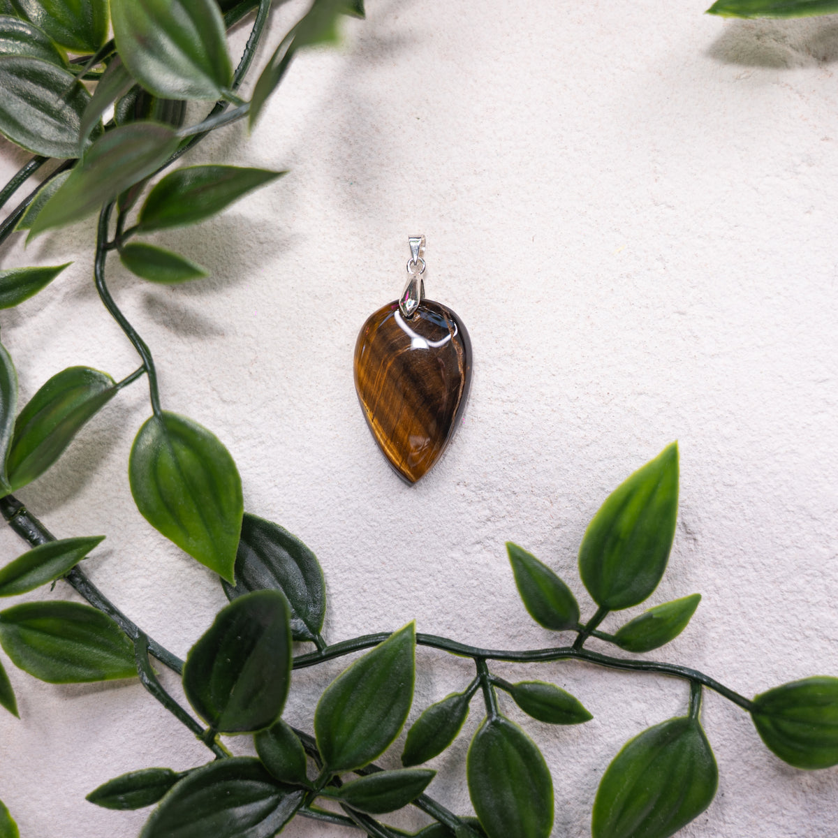Pendentifs Œil de Tigre – Pierre naturelle protection et confiance en soi