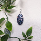 Pendentifs Sodalite – Pierre naturelle clarté mentale et communication