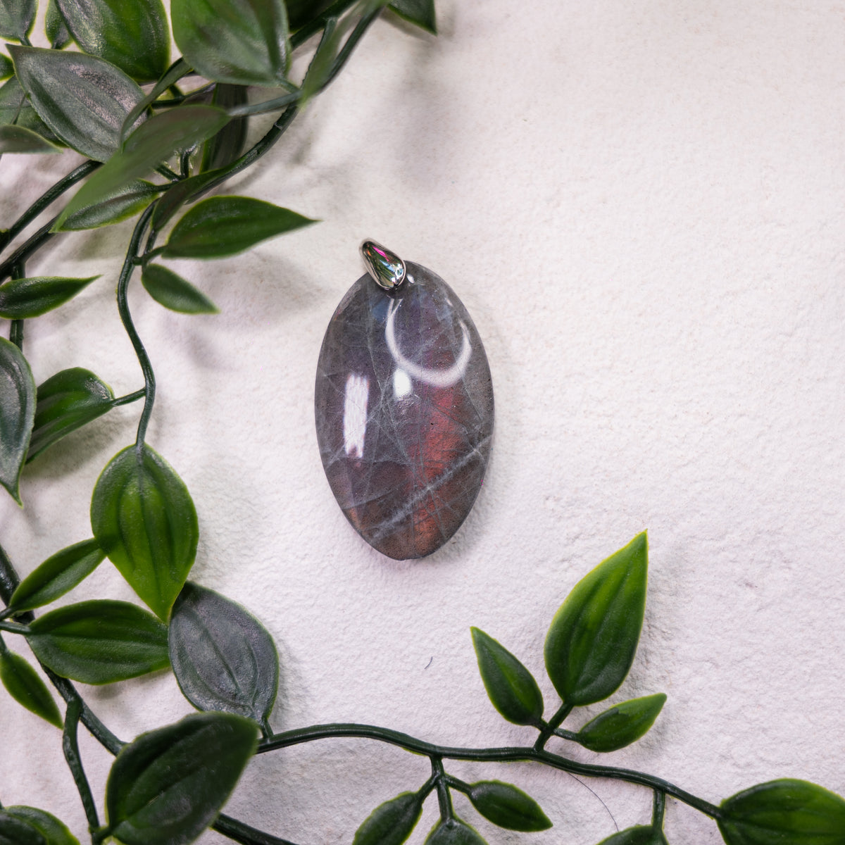 Grande Labradorite - Pierre de protection & d’intuition✨