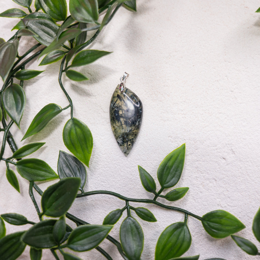Pendentif prehnite