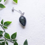 Pendule divinatoire en pierre naturelle – Radiesthésie & intuition