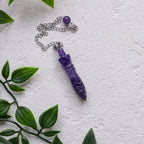 Pendule divinatoire en pierre naturelle – Radiesthésie & intuition
