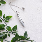 Pendule divinatoire en pierre naturelle – Radiesthésie & intuition